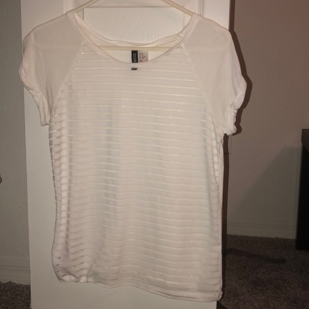 White top with the front see through from H&M